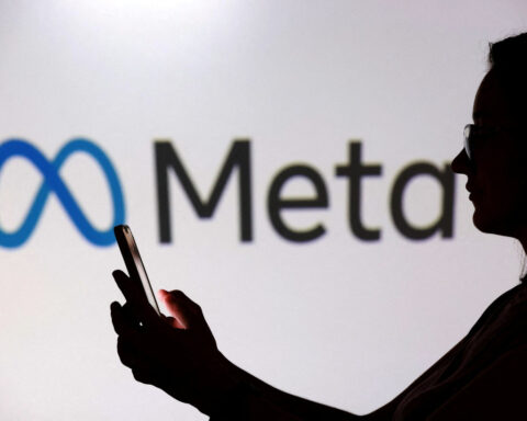 Meta to block Facebook and Instagram for Australian teens by December 10