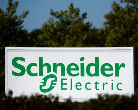 Schneider Electric seals $2.3 billion in US data centre deals to power AI boom