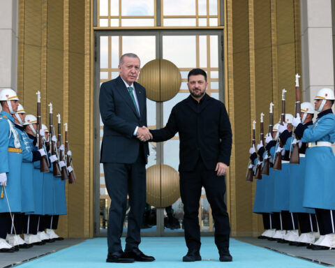 Ukraine expected to give up land, some arms under US peace plan, sources say