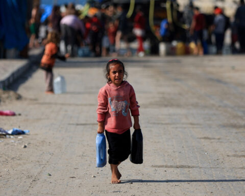 Gaza water provider resumes services after Hamas frees employee