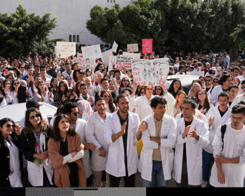 Thousands of Tunisian doctors strike, say health system close to collapse