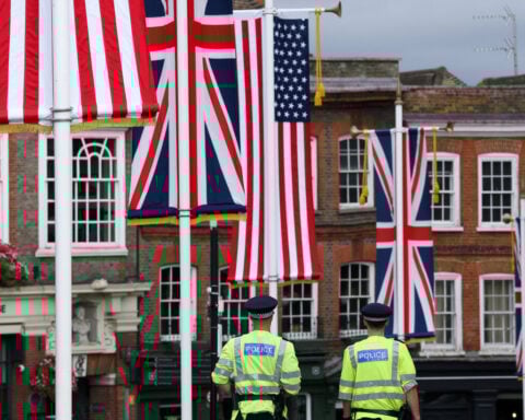 UK backs Trump's push for Ukraine peace, says Russia could end war now