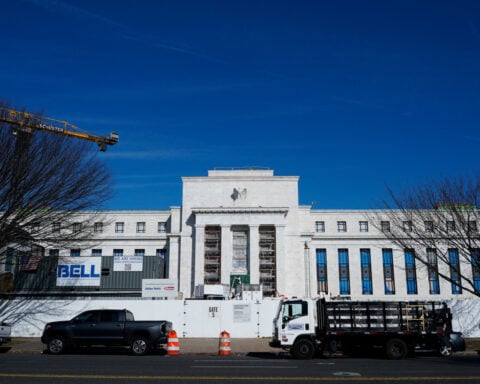 Many Fed policymakers at last meeting were opposed to December rate cut