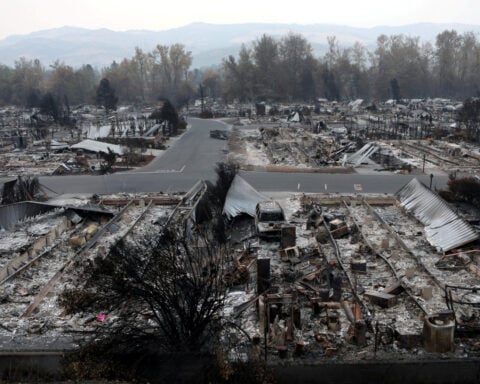 Buffett-owned utility reaches $150 million Oregon wildfire settlement