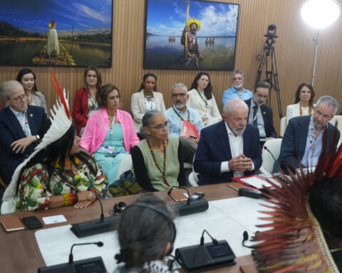 Brazil's Lula joins negotiators at UN climate talks, but no deal yet on major issues