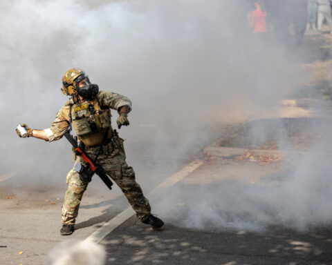 Appeals court blocks judge’s order restricting use of force during federal immigration crackdown in Chicago