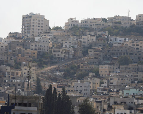 Human Rights Watch accuses Israel of war crimes in West Bank expulsions