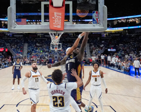 Zion Williamson scores 14 in his return from injury in the Pelicans' 125-118 loss to Denver