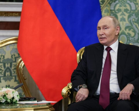 Kremlin says Vladimir Putin does not use AI himself, but that officials who work for him do