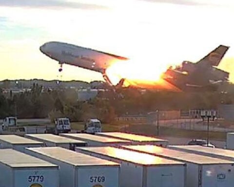 NTSB releases frame-by-frame images of engine separating during deadly UPS crash in Louisville