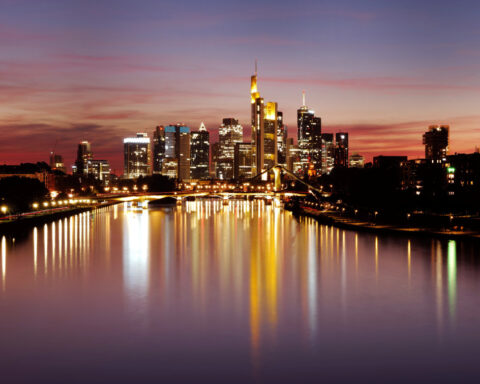 Germany can expect modest growth in Q4 as industry stabilises, Bundesbank says