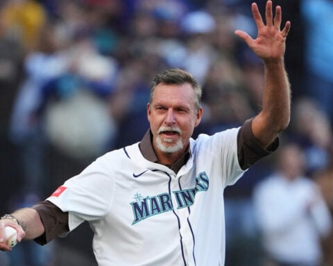 Mariners will retire Randy Johnson's No. 51 during the 2026 season