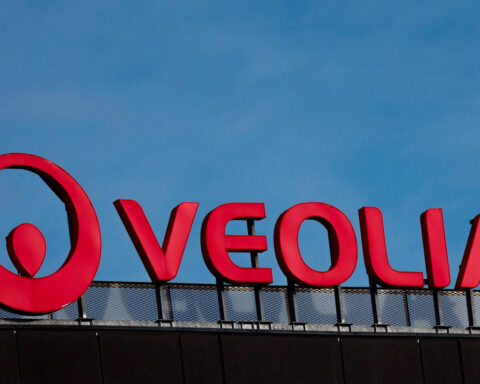 France's Veolia to buy hazardous waste group Clean Earth for $3 billion