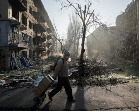 EU's von der Leyen to reach out to Zelenskiy on Ukraine peace plan