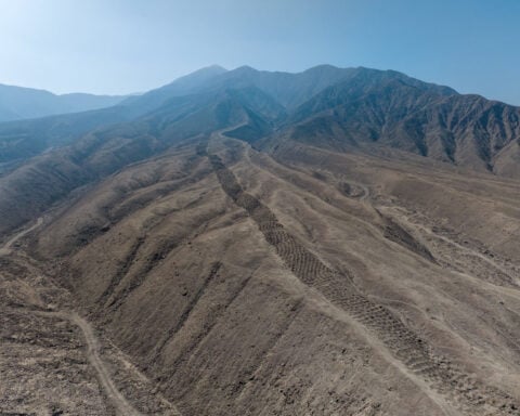 There are thousands of aligned holes in Peru. Archaeologists now think they know who made them