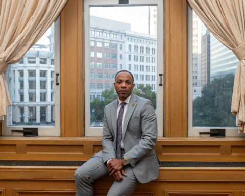 Oakland's new mayor Barbara Lee fights high crime and tells federal law enforcement to stay away