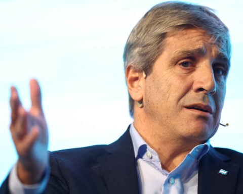 Argentina did not discuss $20 billion bailout with banks, minister says