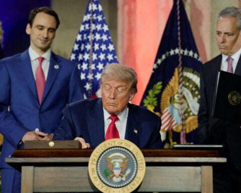 White House pauses executive order that would seek to preempt state laws on AI, sources say