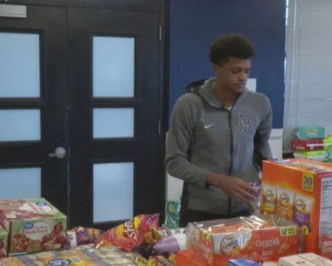 Colorado students turn high school into community food bank during shutdown