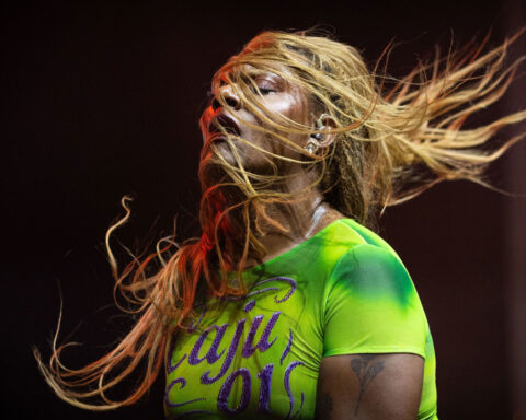 Brazilian pop singer Liniker’s voice is reaching the world, but her community is still fighting to survive