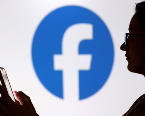 U.S. senators call for probe of scam ads on Facebook and Instagram