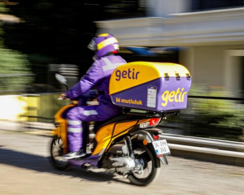 Uber seeks Turkish blessing to buy Getir Food from Mubadala, sources say