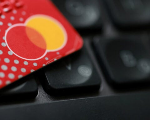 Mastercard, L'Oreal launch joint business card for beauty salons in Latin America