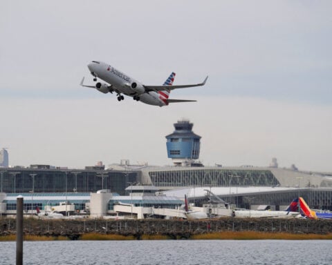 US lawmakers probe FAA grant delays over aircraft mechanic shortage before Thanksgiving