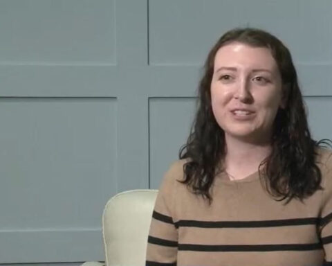 New Hampshire bands together to help family find lost dog