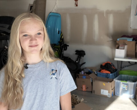 Teen runs nonprofit to help others stay warm