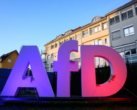 German family-business association lifts ban on contacts with far-right AfD