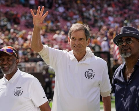 Bernie Kosar is discharged from the hospital a week after receiving a liver transplant