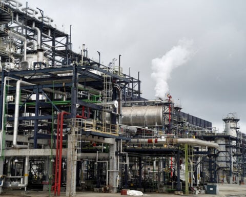 Nigeria's Dangote picks Honeywell to help fulfill ambitious capacity expansion