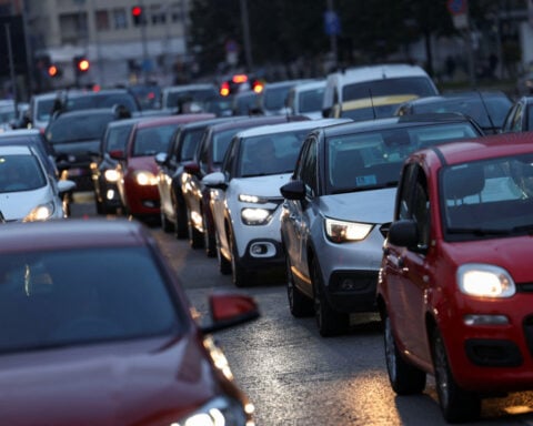 European car sales rise 4.9% in October, ACEA says