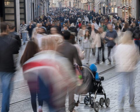 From concrete to community: How synthetic data can make urban digital twins more humane