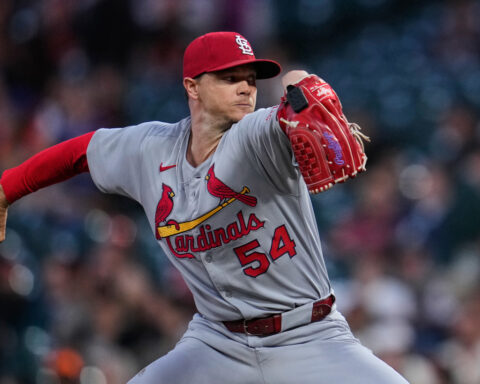Red Sox acquire right-hander Sonny Gray from the Cardinals