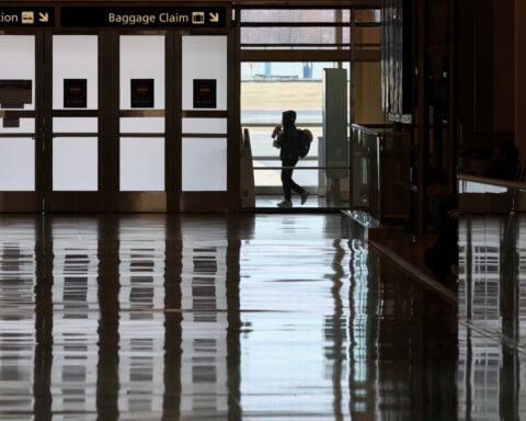 Thanksgiving air travel plans cut by US government shutdown