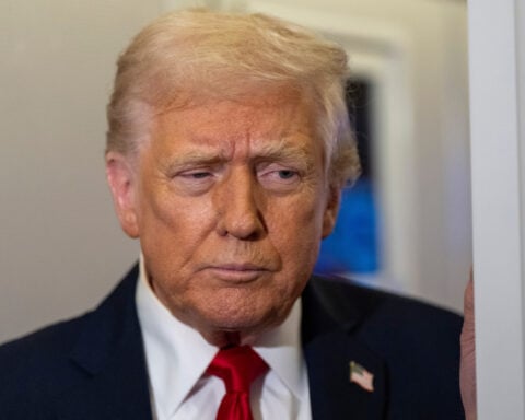 The Latest: West Virginia National Guard members shot near White House