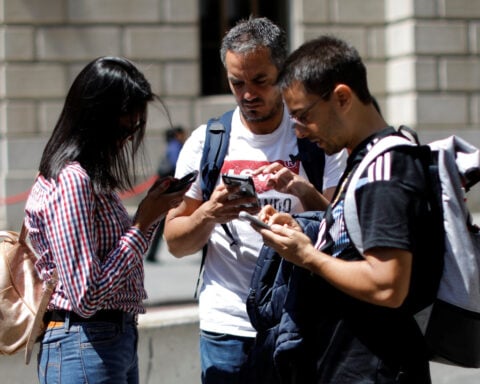 As AI reshapes shopping, US retailers try to change how they're seen online