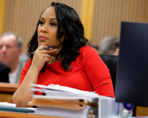 Trump wins dismissal of Georgia 2020 election interference case