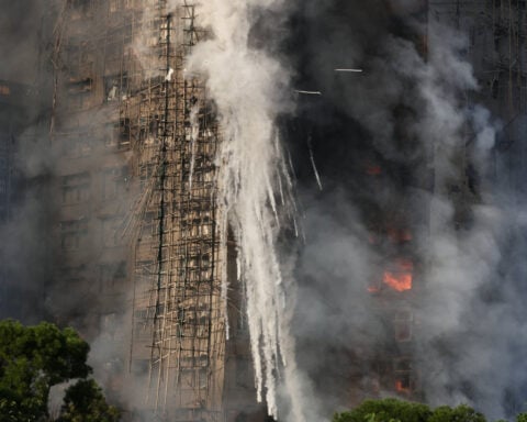 Hong Kong inferno puts spotlight on risks of bamboo scaffolding