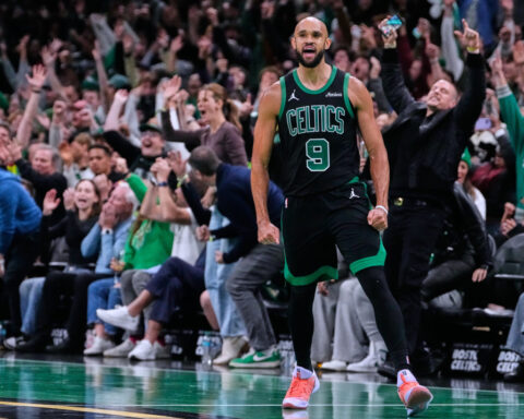 Celtics end Pistons' winning streak at a franchise record-tying 13 with 117-114 victory