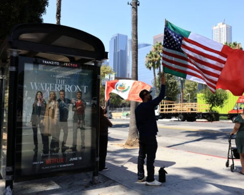 US directs diplomats to lobby governments against mass migration, cable says