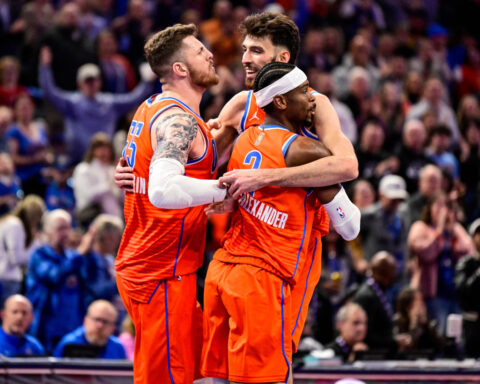 Sick Gilgeous-Alexander still looks like MVP as Thunder past Timberwolves for 10th straight win