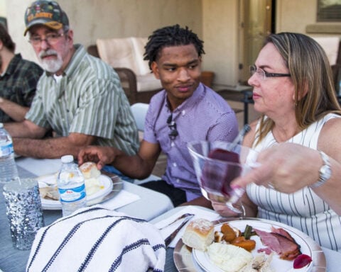 A mistaken text connected them. Now they’ve become one of America’s favorite Thanksgiving traditions