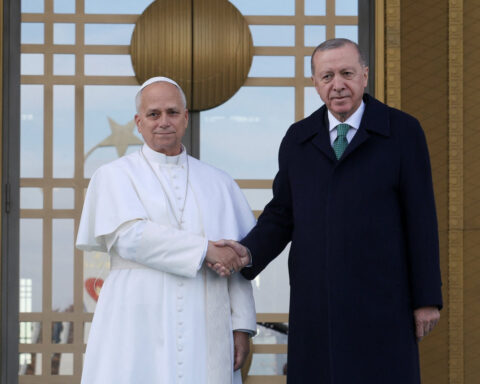 After meeting Pope, Erdogan praises his 'astute stance' on Palestinian issue