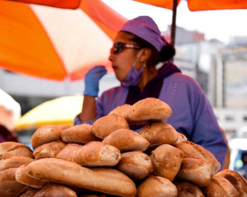 Bolivia's bread shortage highlights subsidy reform challenge