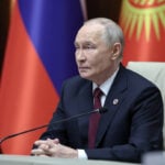 Putin says it's senseless to sign documents with 'illegitimate' Ukrainian leadership