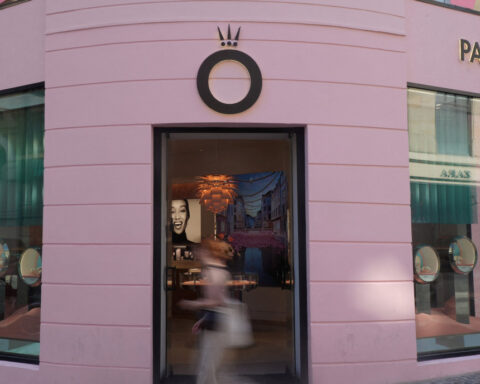 World's biggest jeweller Pandora braces for fierce Black Friday competition