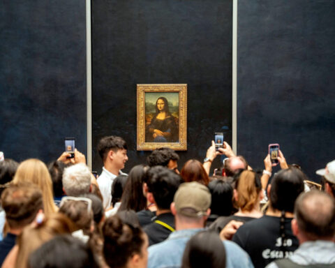 Louvre museum to hike entrance fee by 45% for non-European visitors